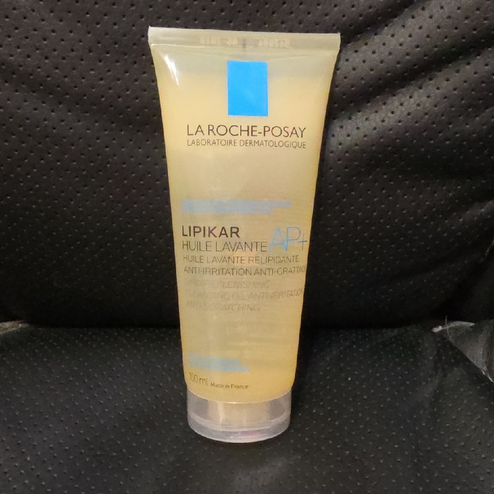NWT Lipikar Huile Lavante AP+ Gentle‎ Cleansing Oil